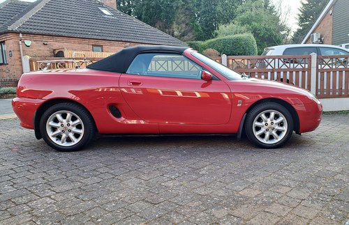 1999 MG MGF