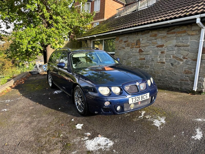 Rapid Classics: Eine Suche. Alle Oldtimer. 14 » Rapid Classics: Eine Suche. Alle Oldtimer. 2003 MG ZT T