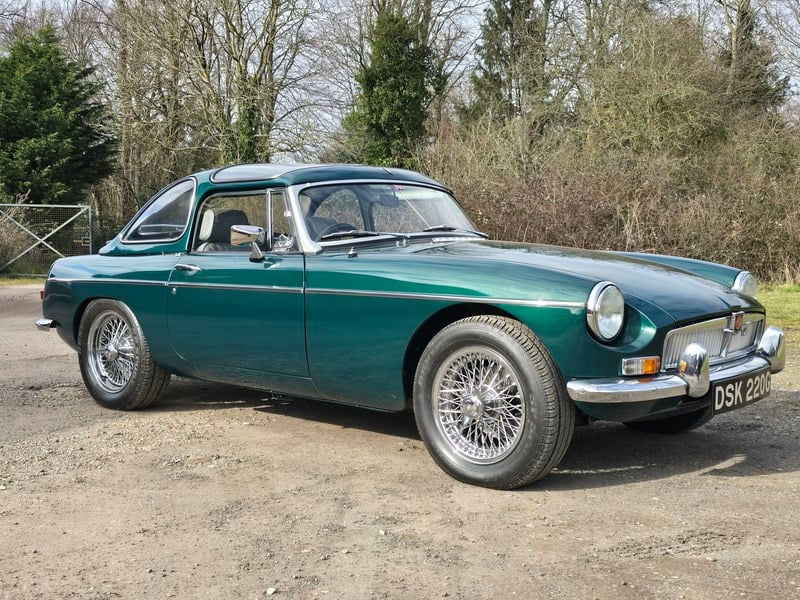 Rapid Classics: Eine Suche. Alle Oldtimer. 10 » Rapid Classics: Eine Suche. Alle Oldtimer. MG B Roadster V8, 1968, BRG, Heritage Shell