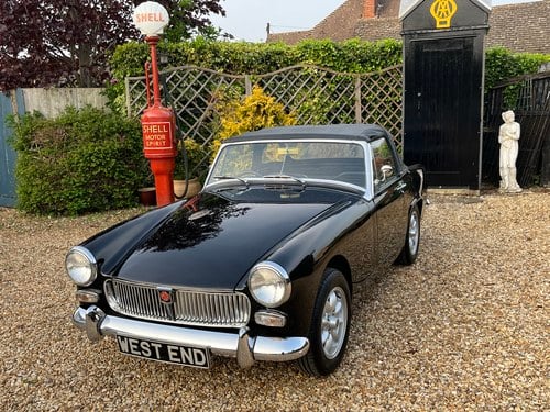 MG Midget 1275cc J Reg 1970 Replacement Body Shell À venda