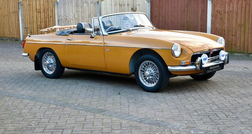 1972 MGB Roadster Bronze Yellow FREE UK DELIVERY For Sale