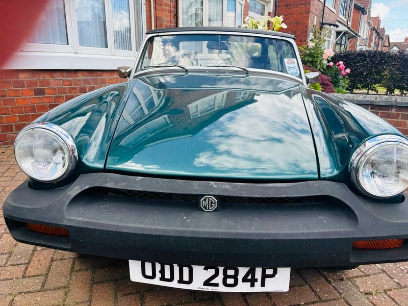 Rapid Classics: Eine Suche. Alle Oldtimer. 10 » Rapid Classics: Eine Suche. Alle Oldtimer. 1976 MG Midget 1500