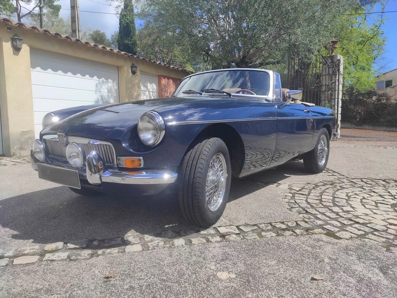 Rapid Classics: Eine Suche. Alle Oldtimer. 13 » Rapid Classics: Eine Suche. Alle Oldtimer. 1975 MG MGB