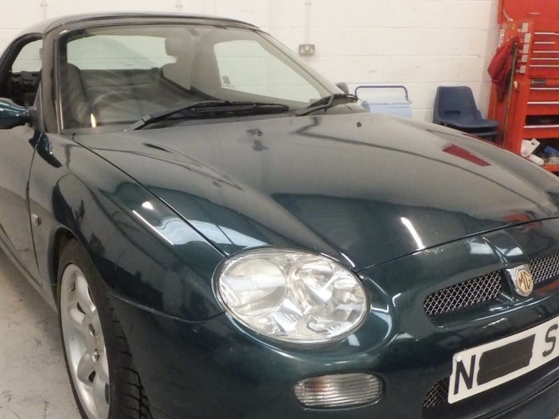 Rapid Classics: Eine Suche. Alle Oldtimer. 10 » Rapid Classics: Eine Suche. Alle Oldtimer. 1995 MG MGF Pre-production Press Car