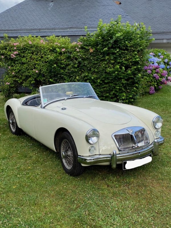 1962 MG MGA - 1 1962 MG MGA - 1
