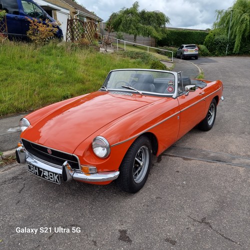 1971 MG MGB Push Button