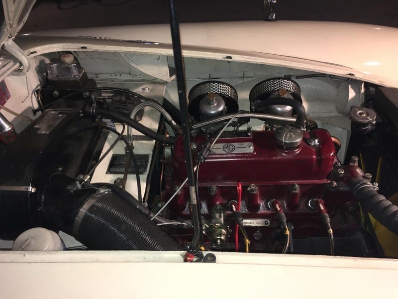 1962 MG MGA - 2 1962 MG MGA - 2