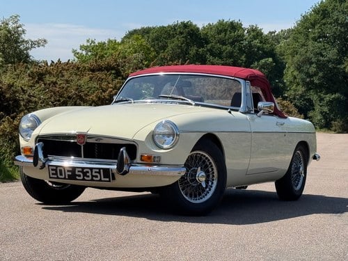 1972 MGB Roadster, Heritage shell, near concours VENDIDO