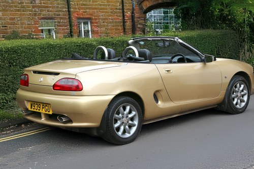2000 MG MGF