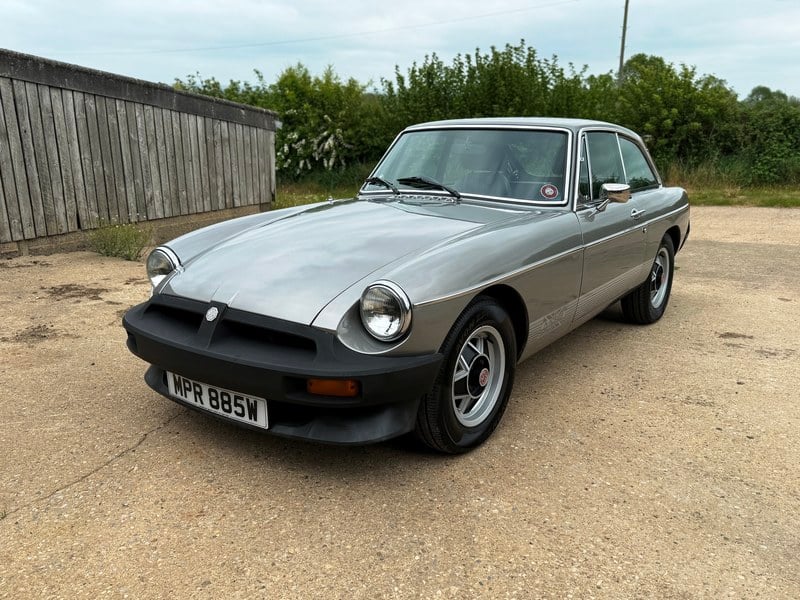1981 MGB GT LE (2.0L IVOR SEARLE FUEL INJECTED) fantastic Fo