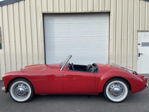 1961 MG MGA CABRIOLET En Venta