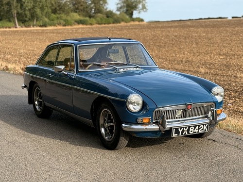 1972 MG B GT Automatic, desirable auto classic For Sale