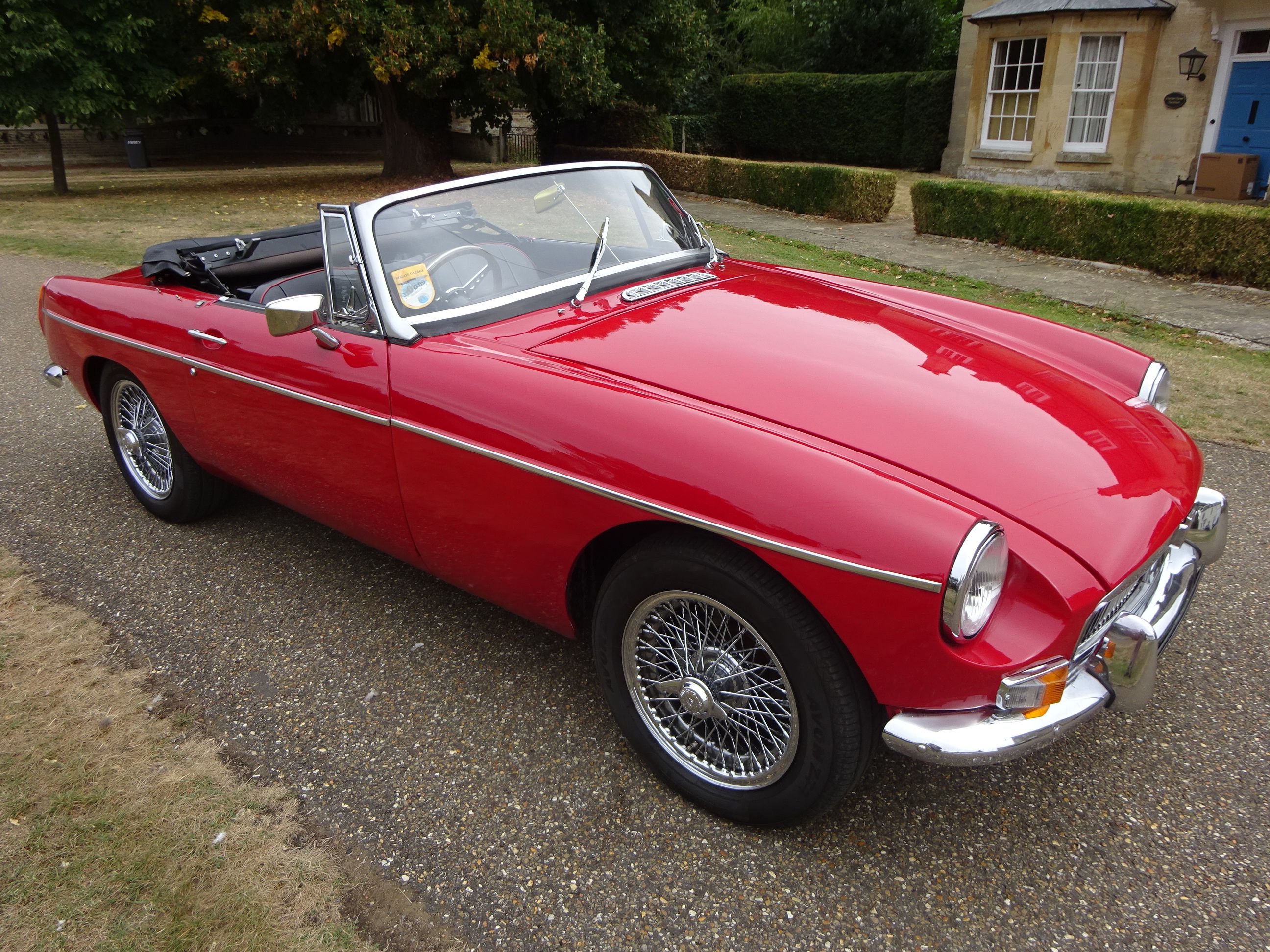 1970 MG MGB Push Button