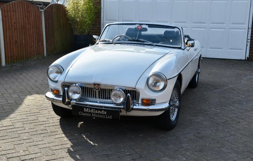 MG B 1968 Roadster Mark1 White FREE UK DELIVERY VENDU