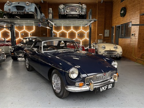 1971 MGB Roadster - FREE UK DELIVERY VENDIDO