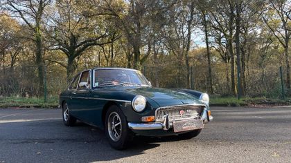 MG MGB GT V8