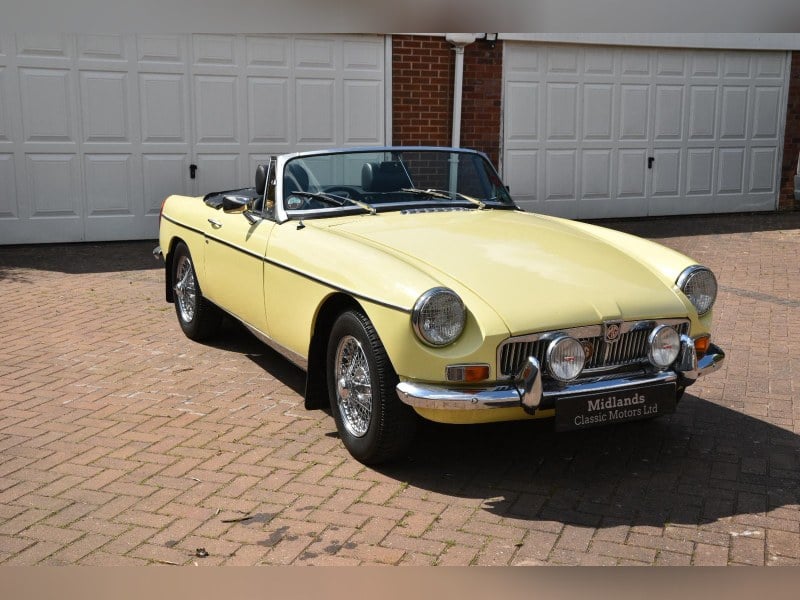 1970 MG MGB Primrose Yellow FREE UK DELIVERY