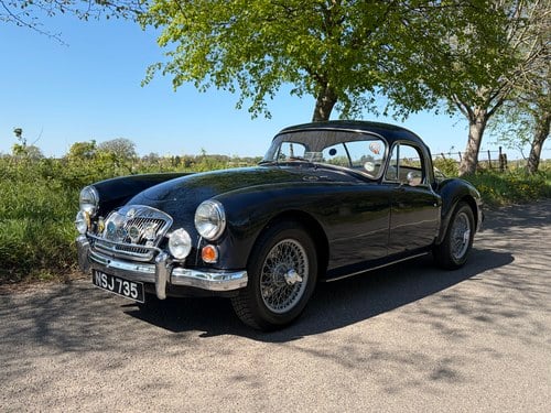 1959 MG MGA Coupe 1600cc - Free UK Delivery VENDIDO