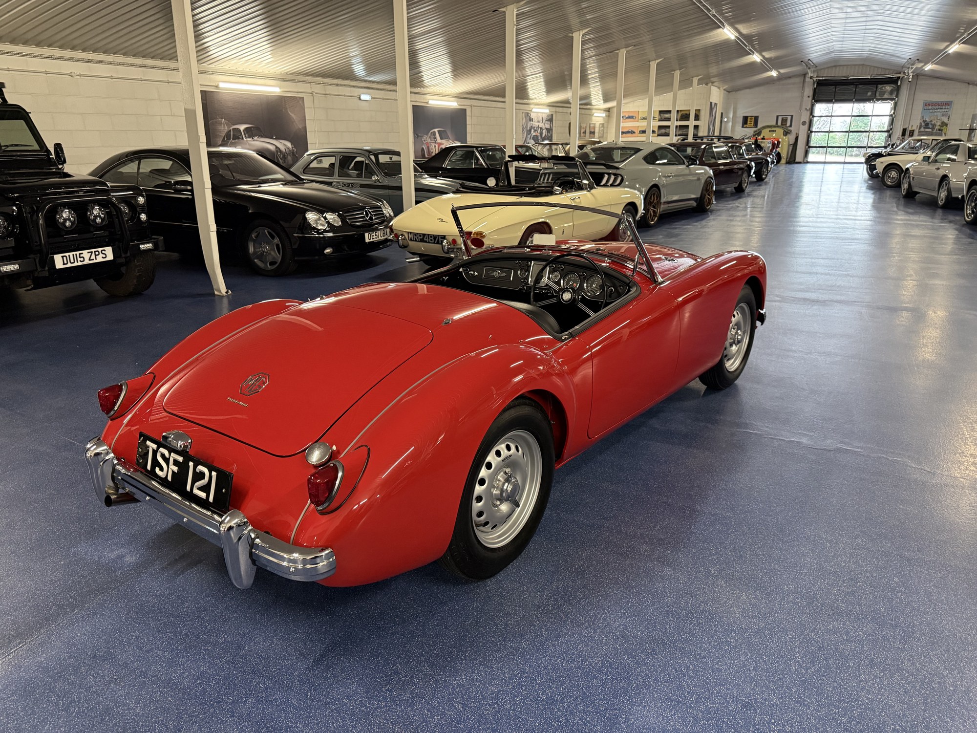 MGA Twin Cam Roadster- Outstanding Throughout !!!, foto 6