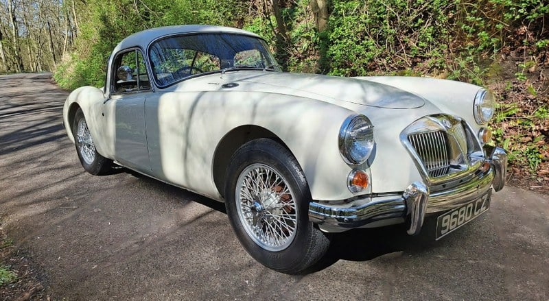 1962 MG MGA - 2 1962 MG MGA - 2