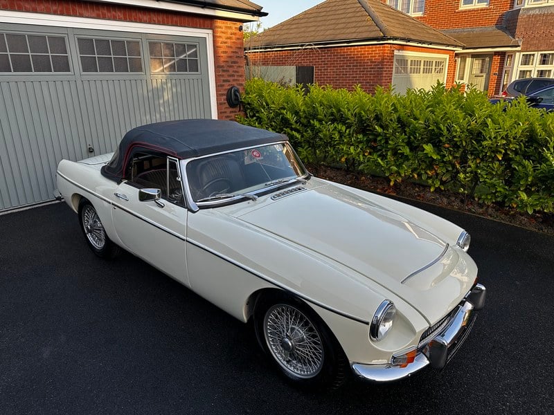 1969 MG MGC - 1 1969 MG MGC - 1