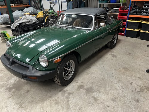 1977 MG MGB Push Button