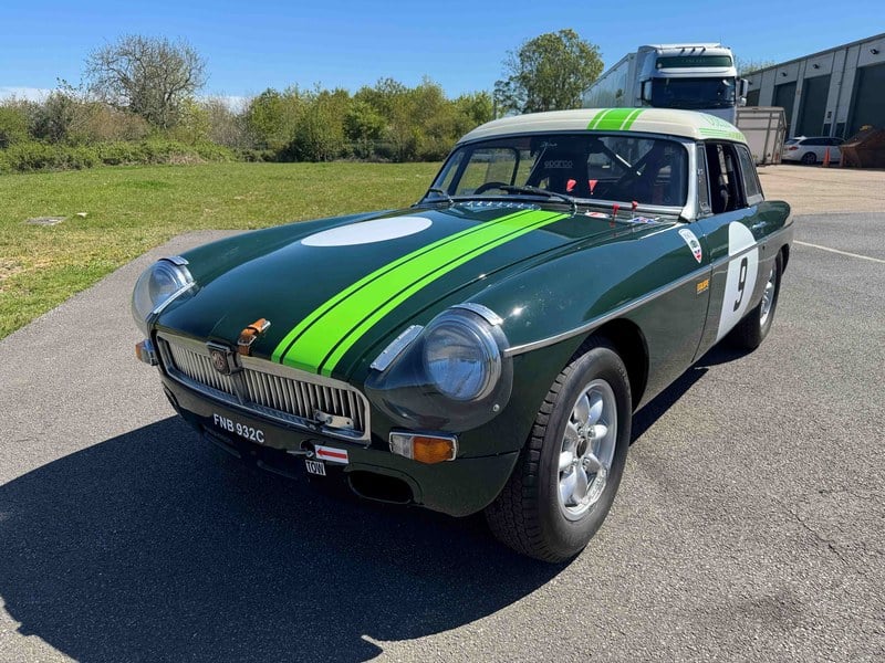 1965 MG MGB - 2 1965 MG MGB - 2