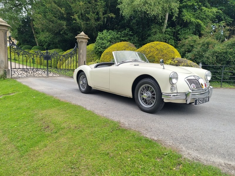 1961 MG MGA - 1 1961 MG MGA - 1