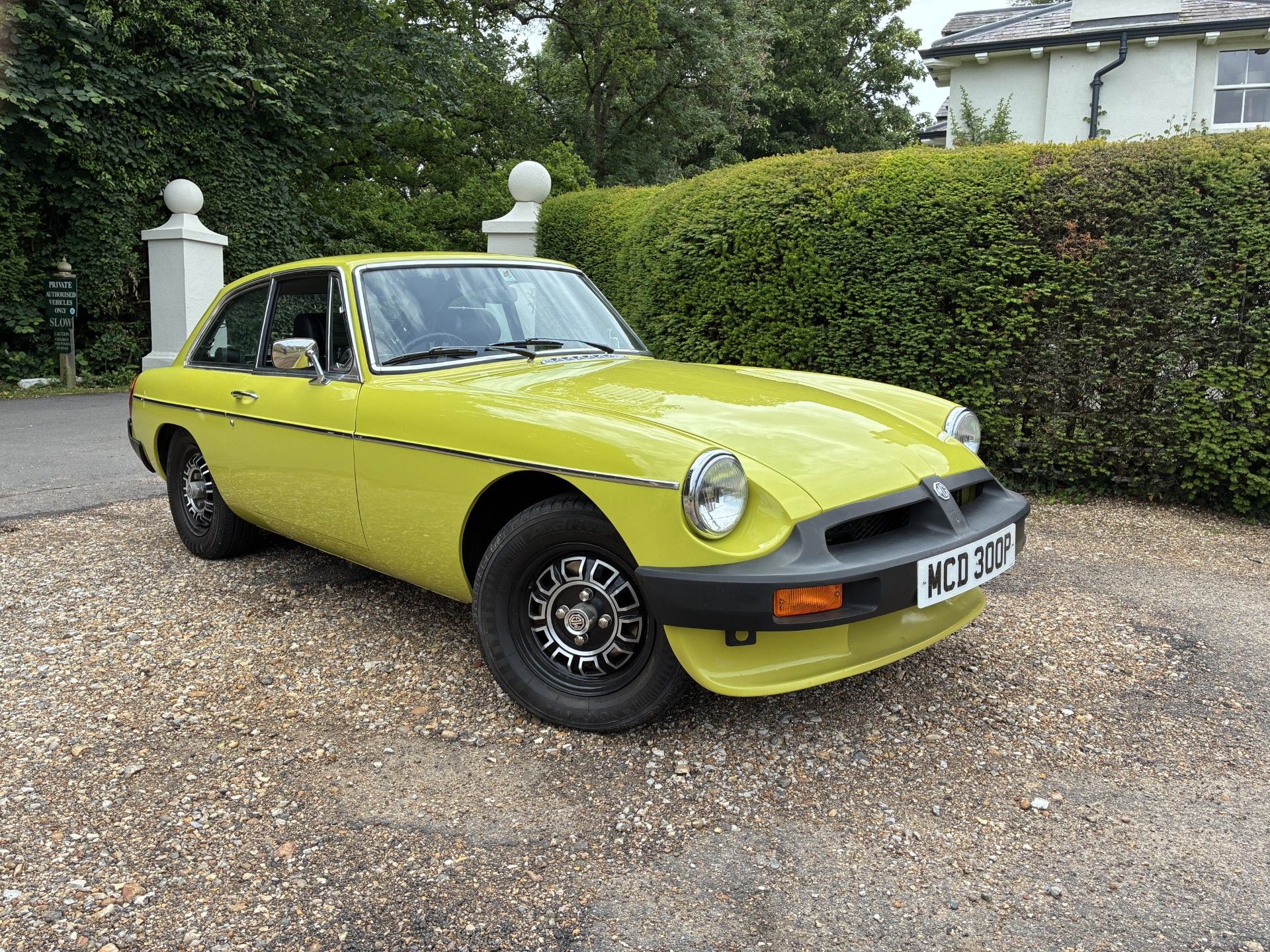 1976 MG MGB GT V8