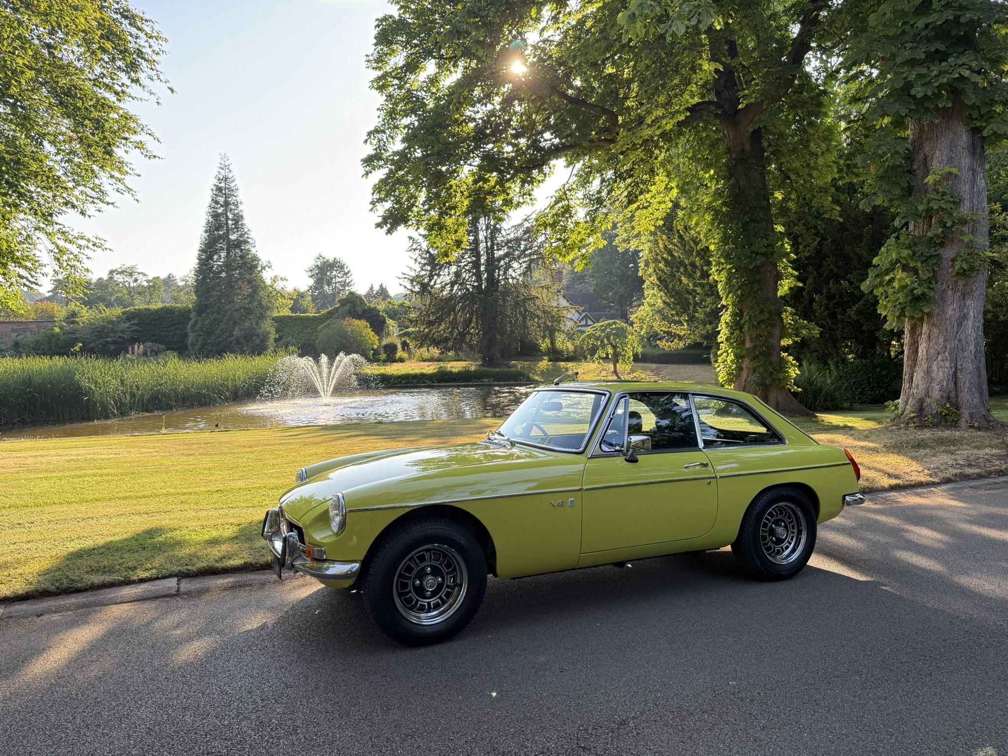 1974 MG MGB GT V8
