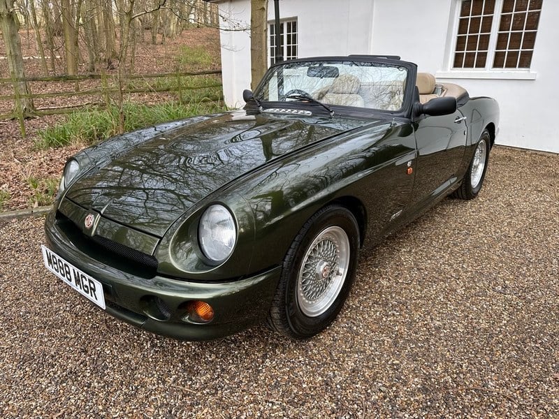 1995 MG RV8 - 1 1995 MG RV8 - 1