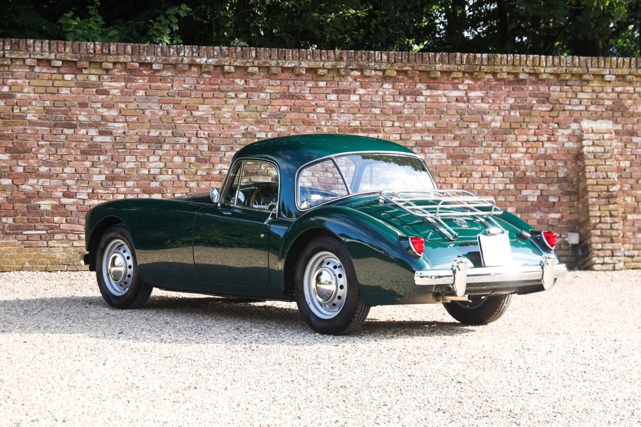 1958 MG A 1500 Coupe Top Quality example!, foto 2