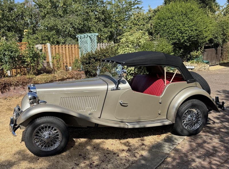 1952 MG T-Type - 1 1952 MG T-Type - 1