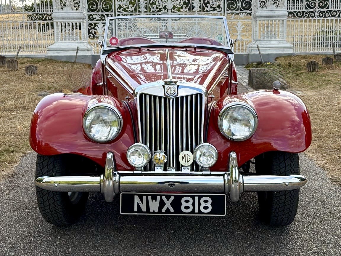 1954 MG TF 1250 - Corgi Back Story, foto 8