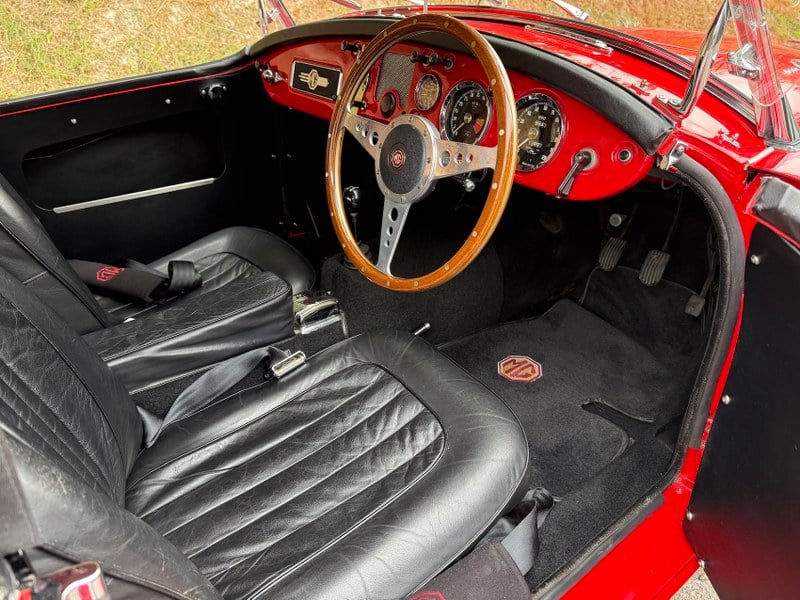 1960 MG MGB - 2 1960 MG MGB - 2