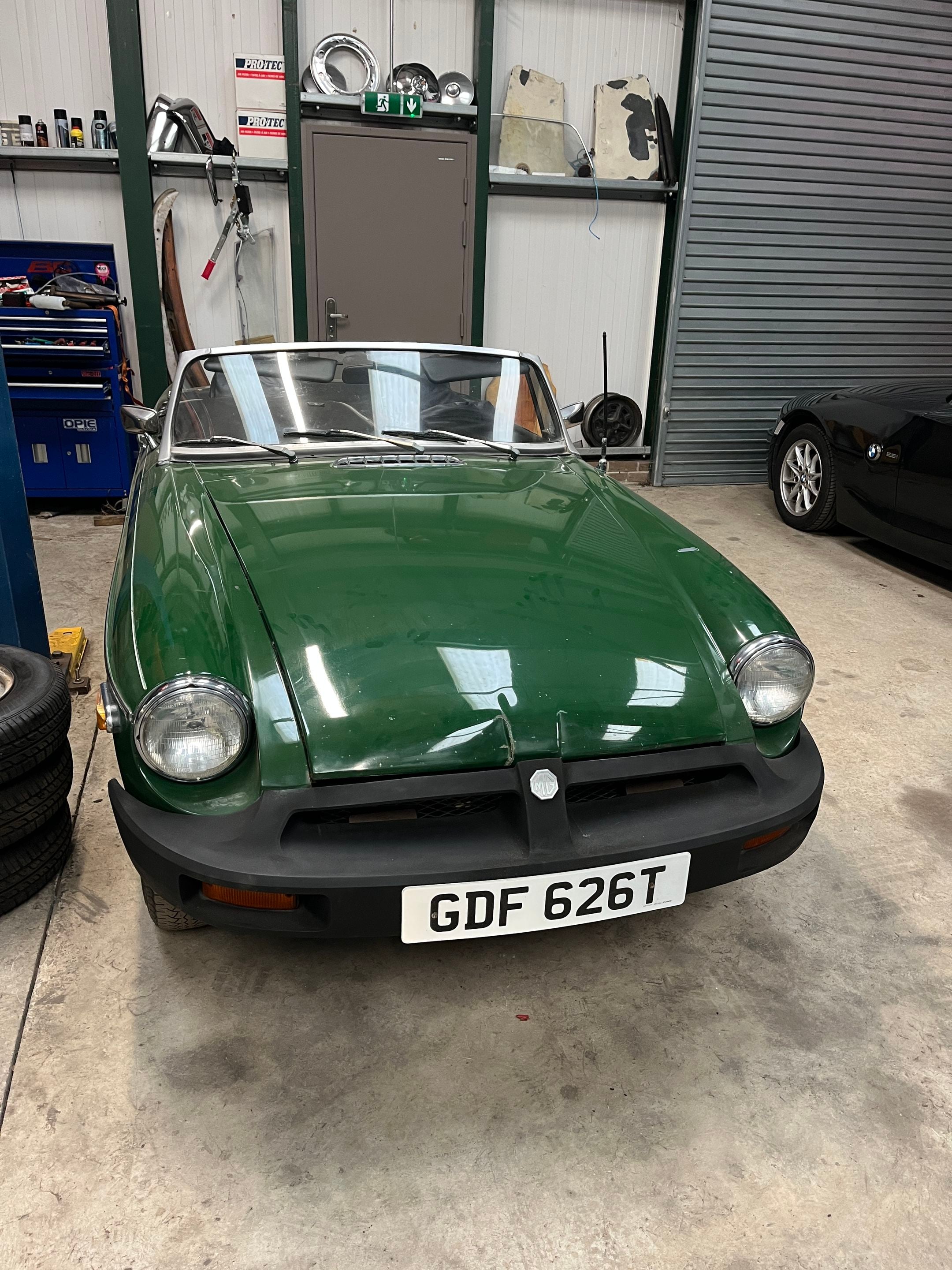 1979 MG MGB Push Button