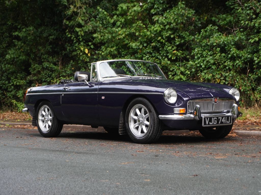 1971 MG MGB Push Button