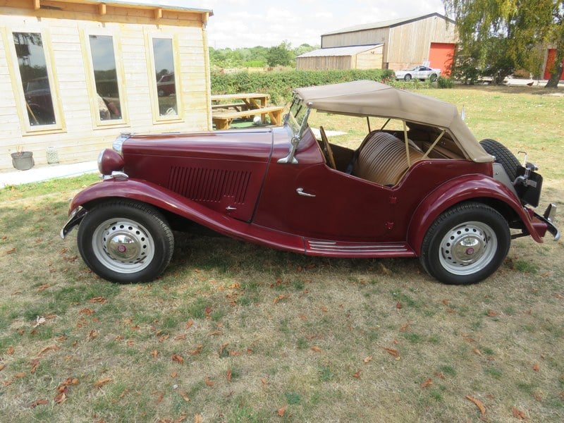 1952 MG T-Type - 2 1952 MG T-Type - 2