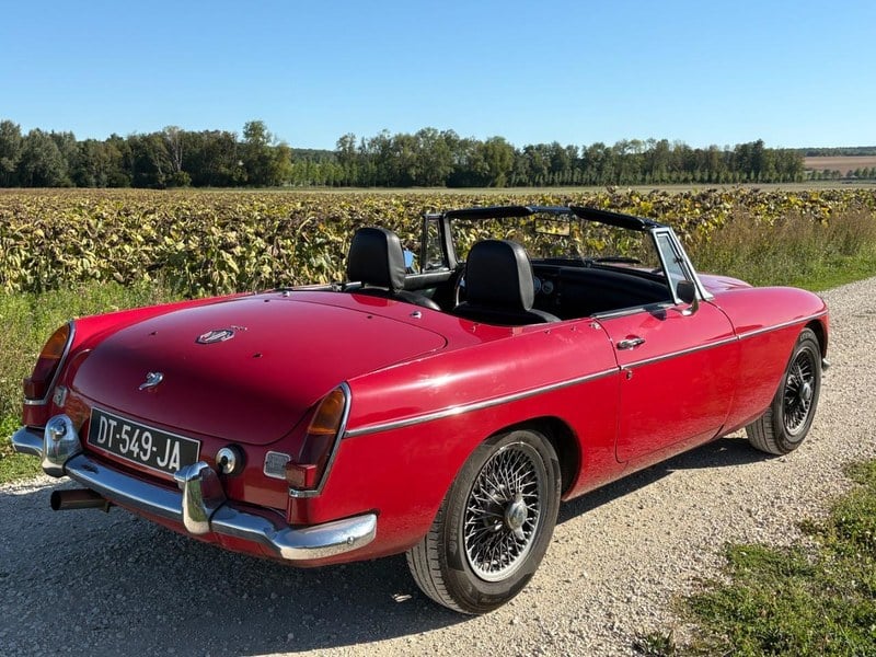 1969 MG MGC - 2 1969 MG MGC - 2