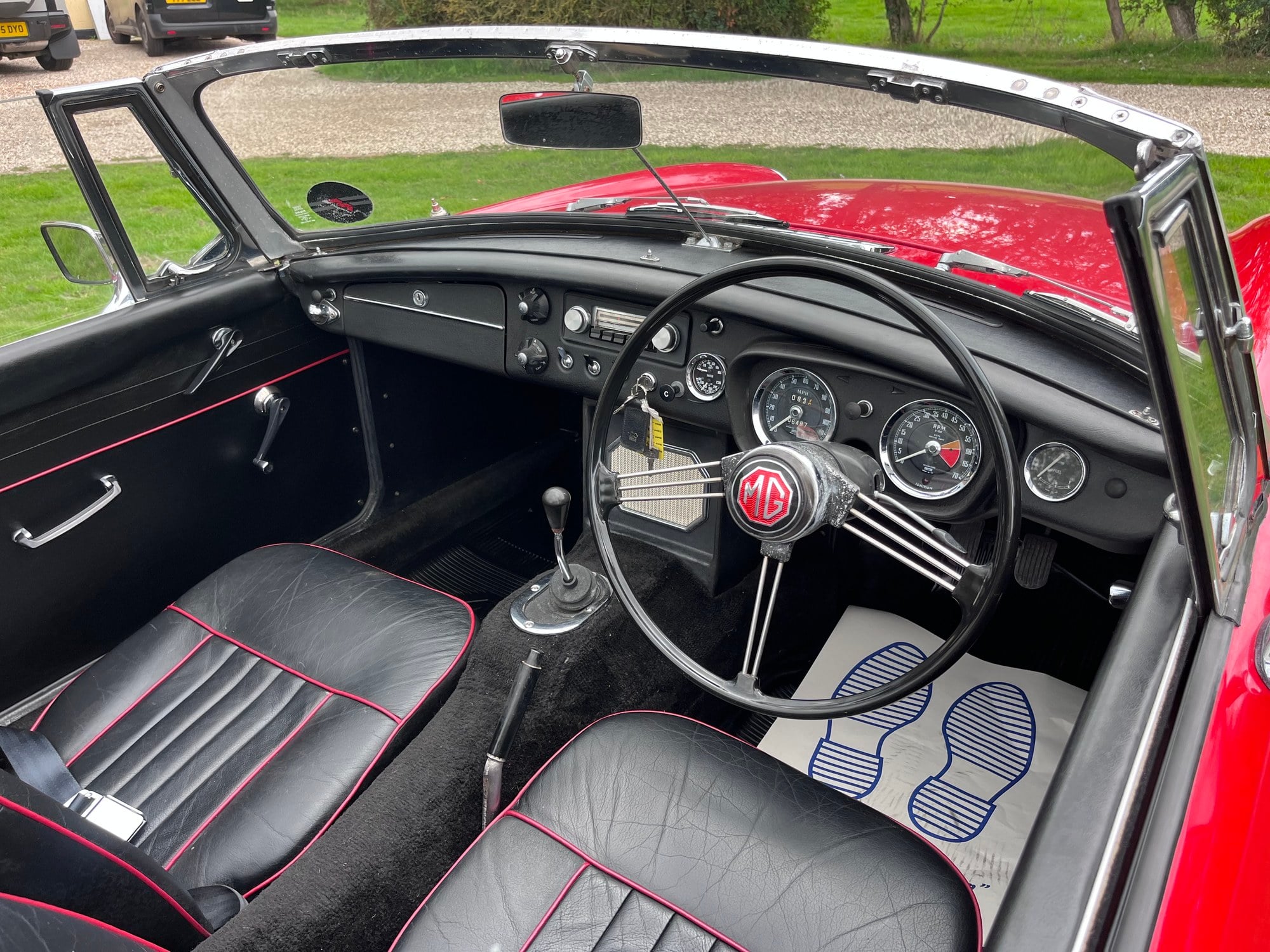 1966 MG ROADSTER ONE PREVIOUS OWNER FROM NEW, foto 8