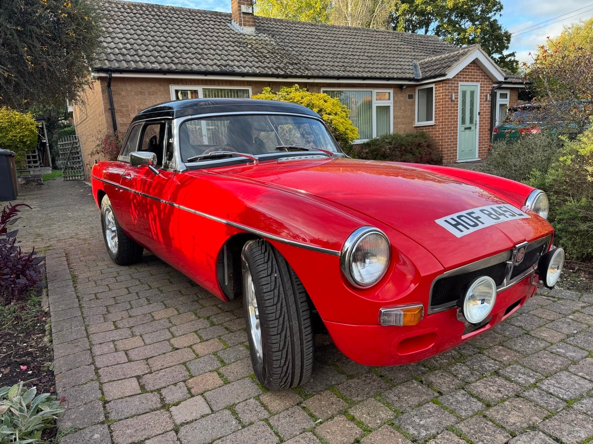 Mgb Raspberry Red 1972 MG MGB Red Manual, 4 speed Right Hand Drive in Newark, England ...