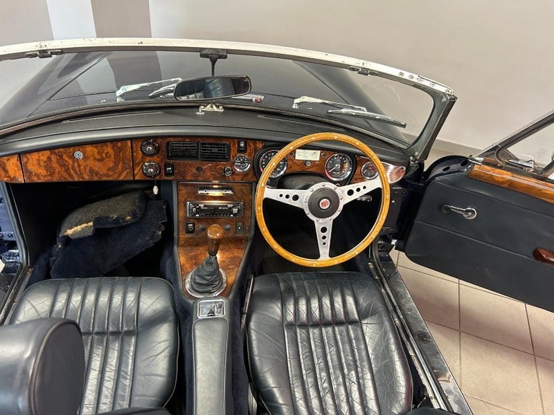 1975 MG MGB - 2 1975 MG MGB - 2
