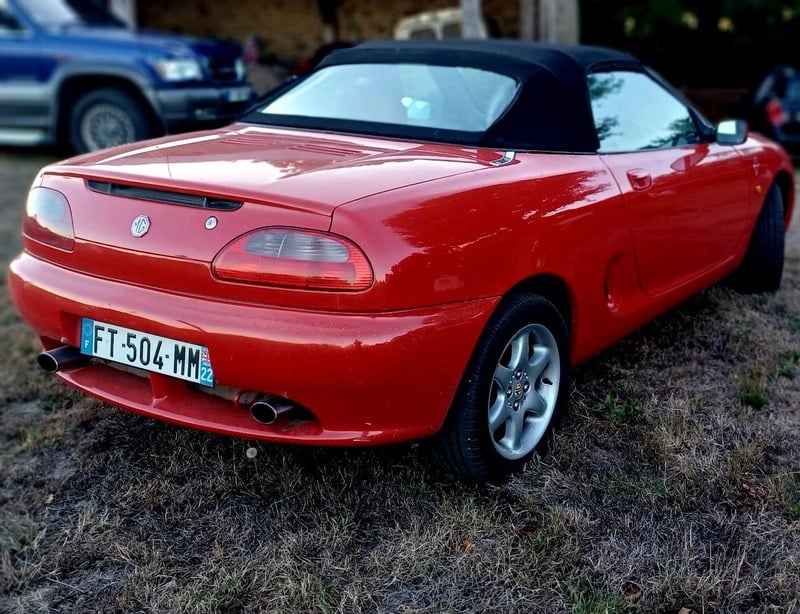 1996 MG MGF - 2 1996 MG MGF - 2