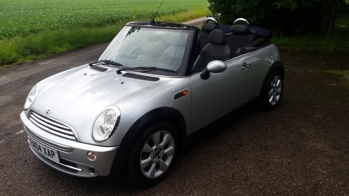 2004 MINI Cooper early first BMW convertible edition only 43k  In vendita