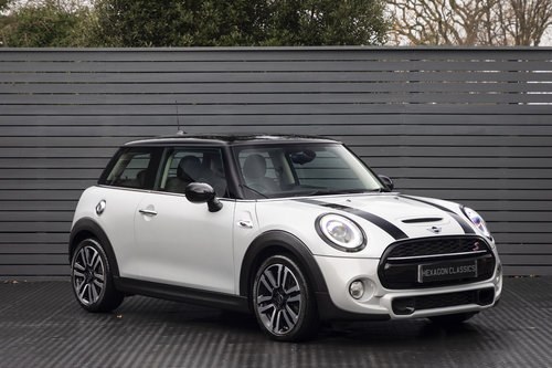2018 Mini Cooper S DCT (NEW SHAPE) SOLD