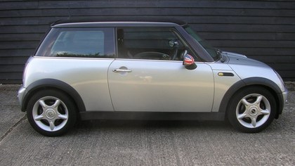 “Superb Cooper 1.6 Chili Full History and interesting owner.