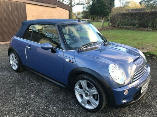 2004 MINI COOPER S CONVERTIBLE BLUE JUST 34K F.S.H STUNNING! SOLD