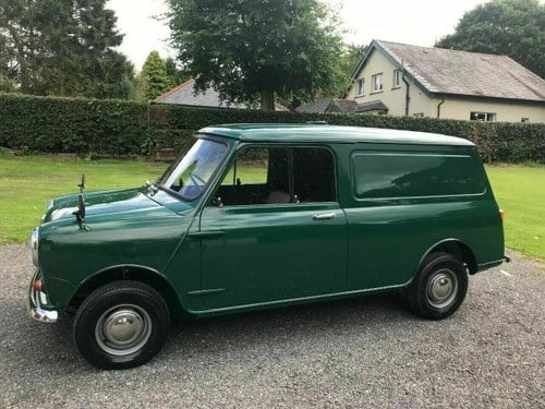 1969 MORRIS MINI VAN JUST 17K MULTI SHOW WINNER STUNNING!!! VERKAUFT