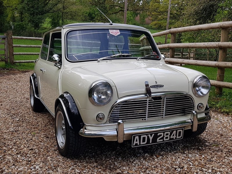 Stunnng Austin 1293 cc Fast Road Mini