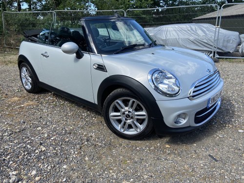 2013 Mini Cooper AUTOMATIC Petrol 41k miles FSH High Specificati Kaufen Bei